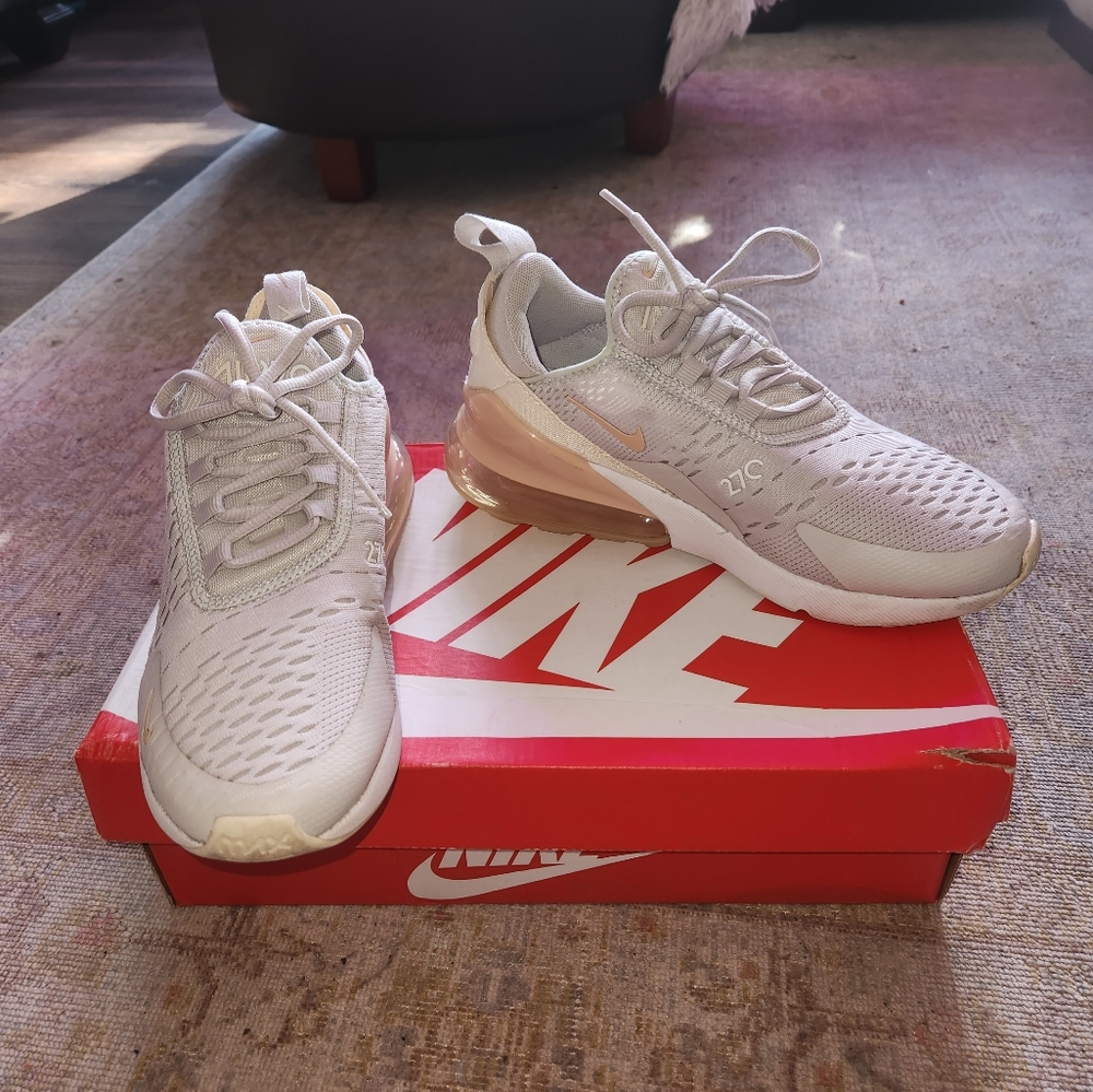 Womens Nike Airmax 270 cream off white